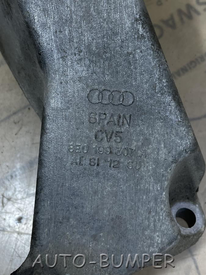 Audi A4 2001- Кронштейн двигателя левый 8E0199307A